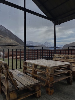 hotel gold kazbegi