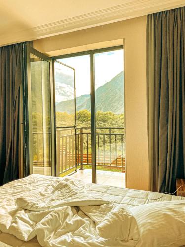 hotel gold kazbegi