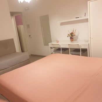 f rooms