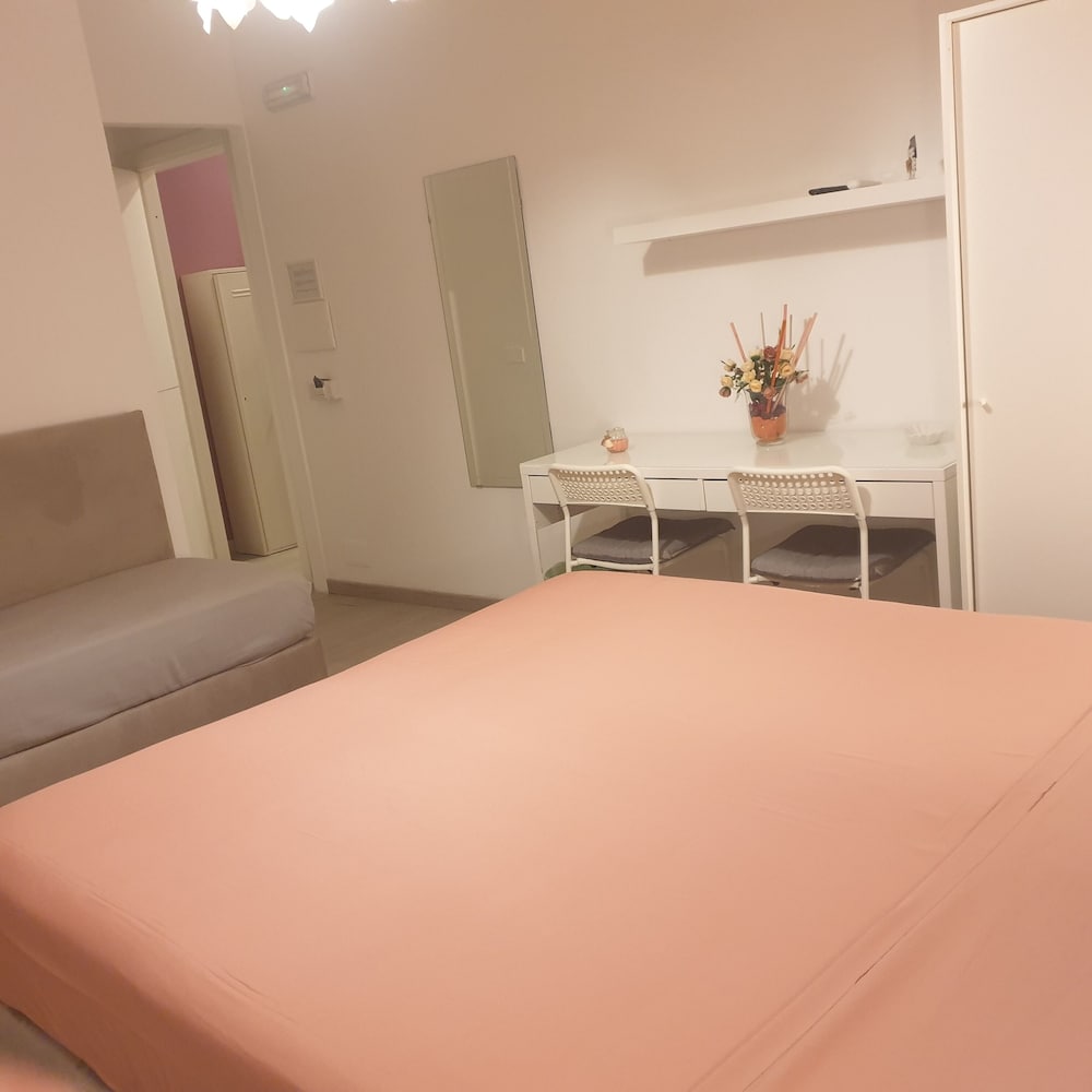f rooms