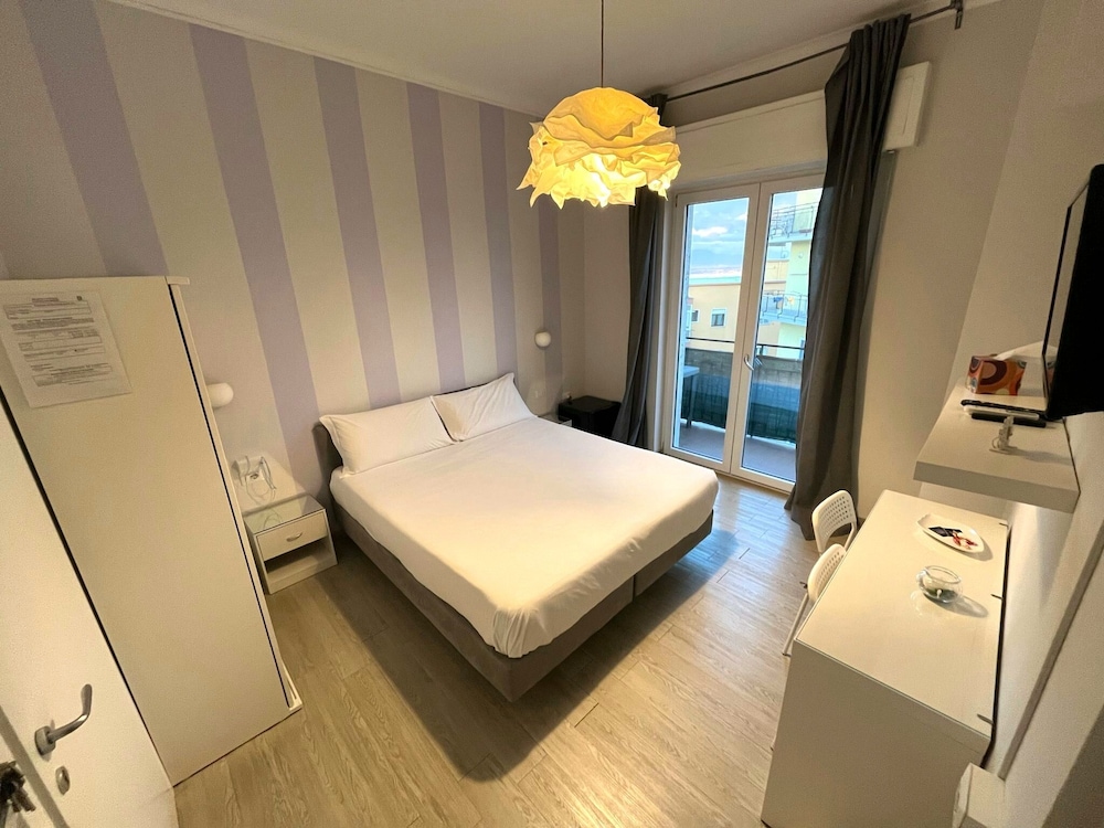 f rooms