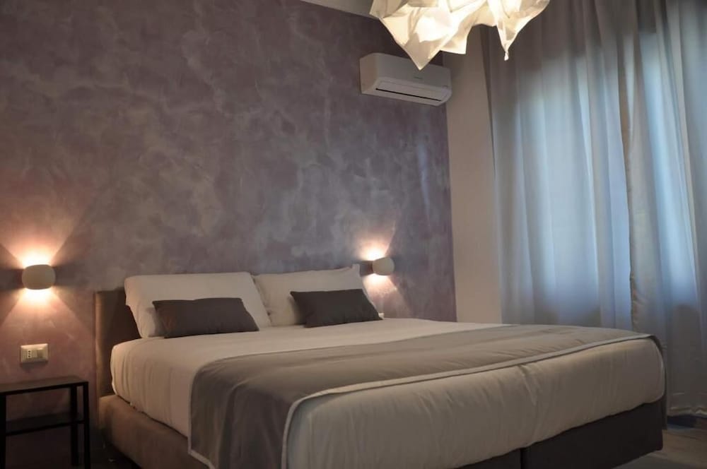 f rooms