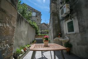 trogir