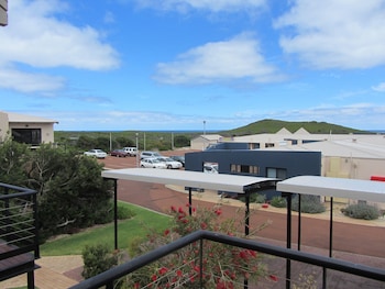 margaret river beach apartments
