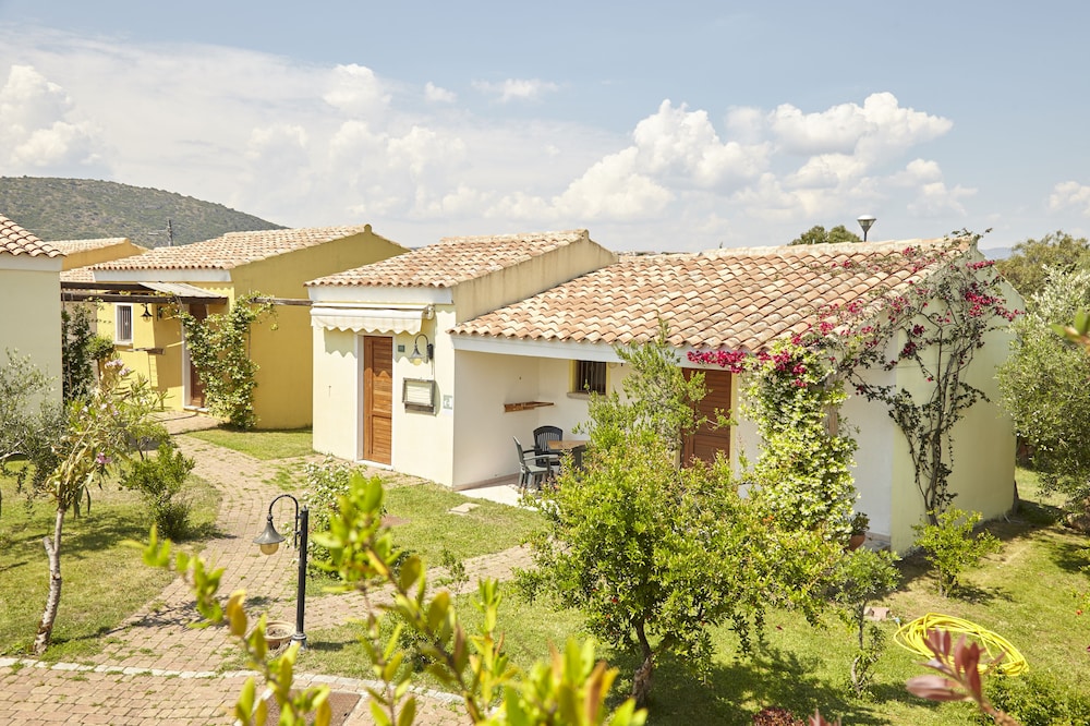 hotel cala mirto