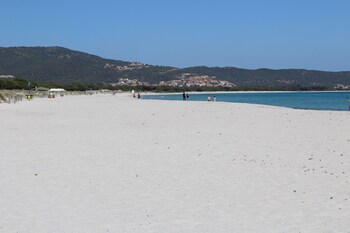 hotel cala mirto