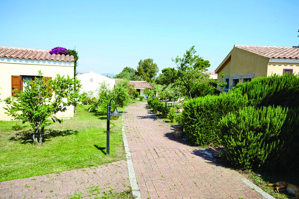 hotel cala mirto
