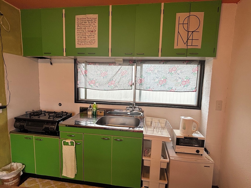 777 takamatsu guest house