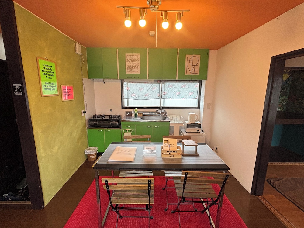 777 takamatsu guest house