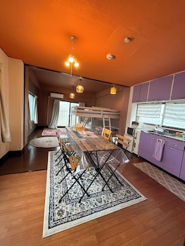 777 takamatsu guest house