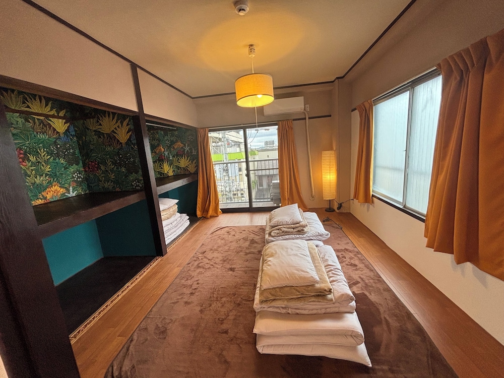 777 takamatsu guest house
