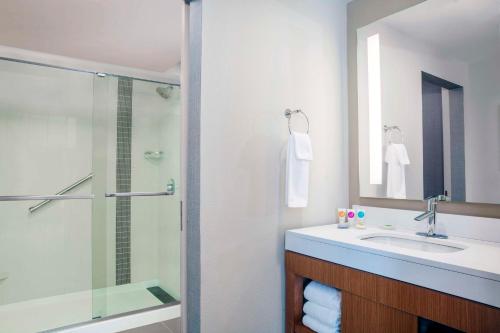 hyatt place titusville kennedy space center