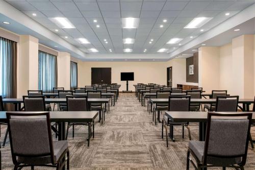 hyatt place titusville kennedy space center