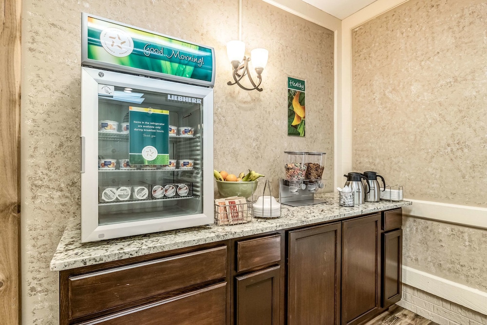 quality inn suites northside