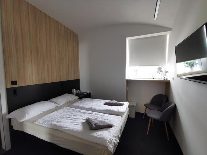 cha cha rooms