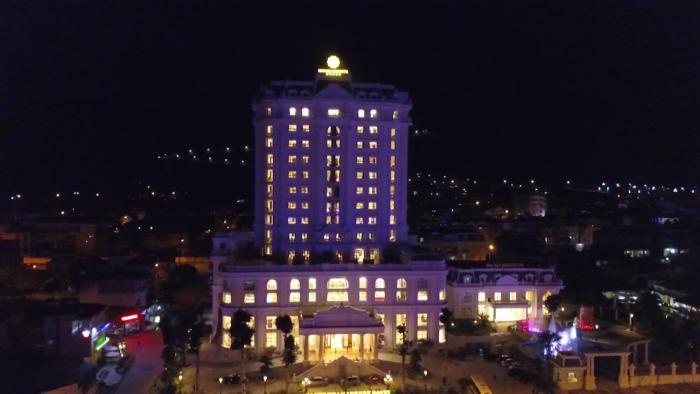 hoang nham luxury hotel