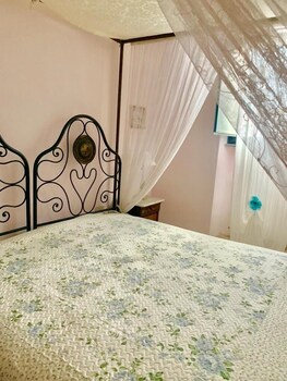 la torretta guest house