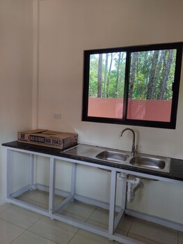 guimaras mangrove guesthouse