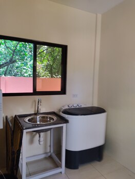 guimaras mangrove guesthouse