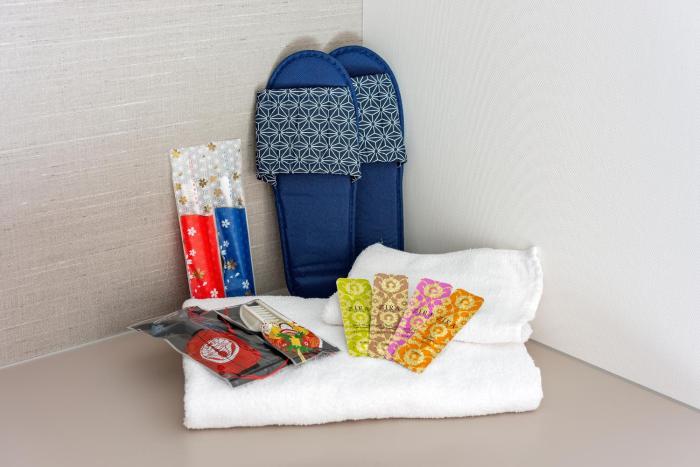 andand hostel minamisenju