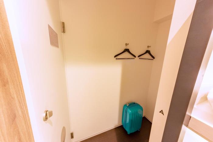 andand hostel minamisenju