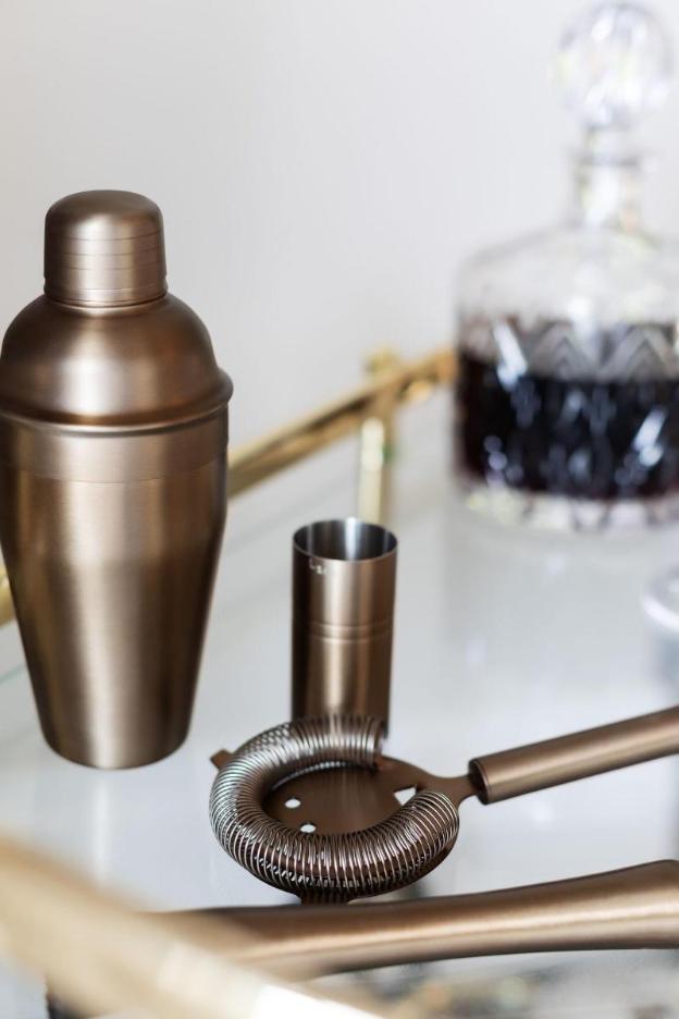 brokenback views country estate