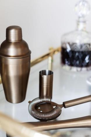 brokenback views country estate