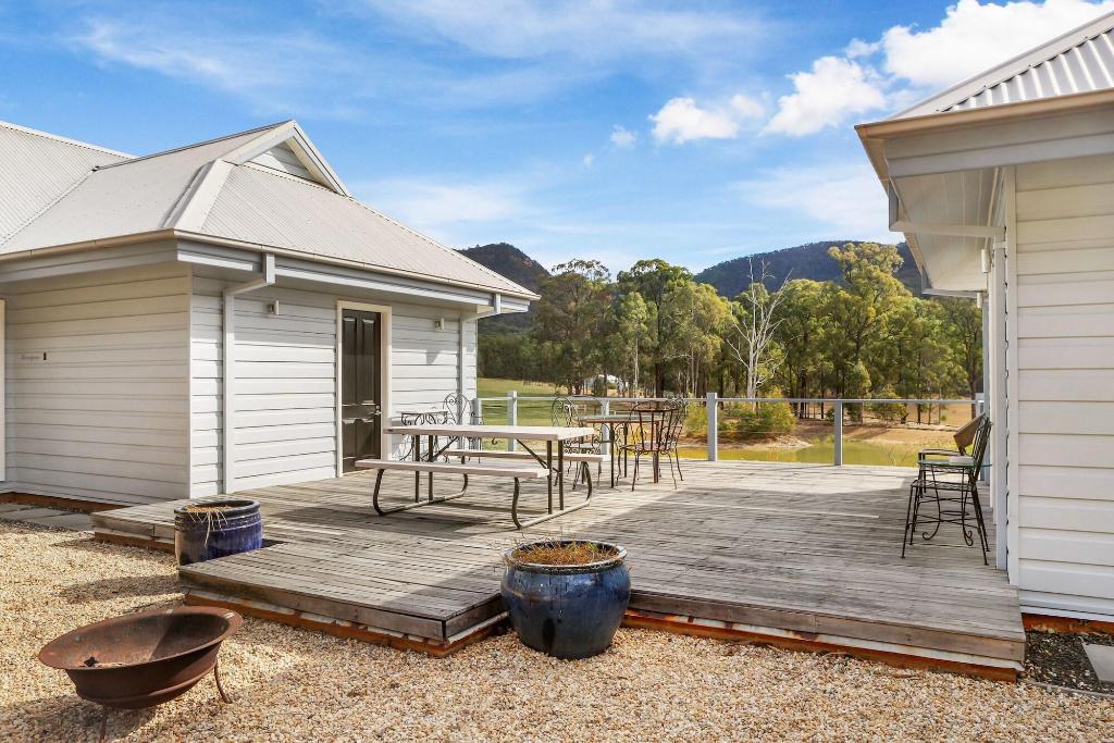 brokenback views country estate