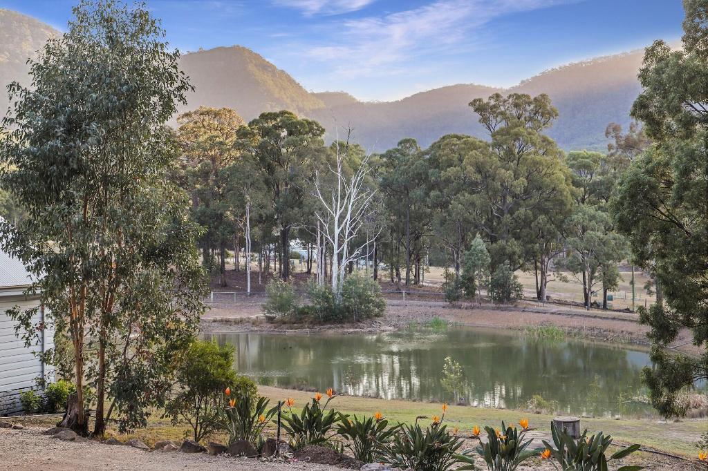 brokenback views country estate