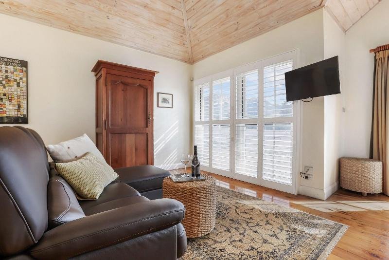 brokenback views country estate