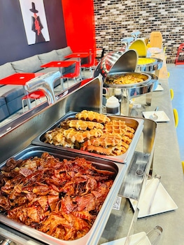 radisson red miami airport