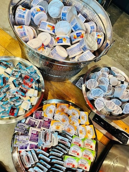 radisson red miami airport