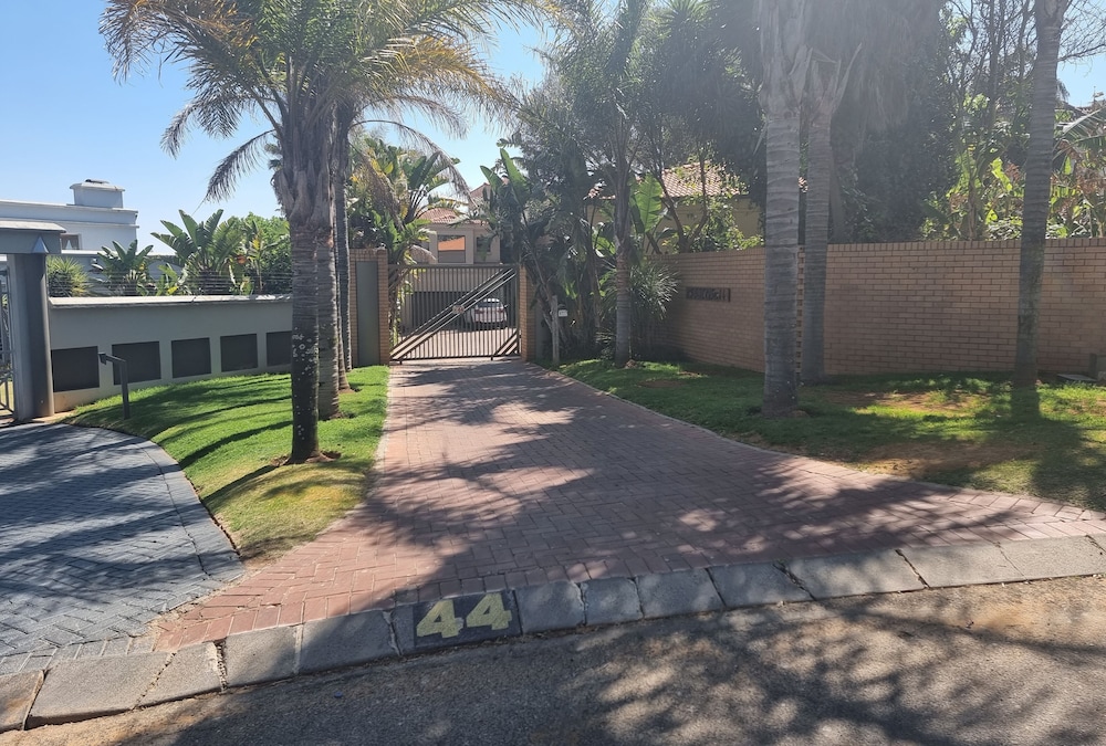 weston guest house