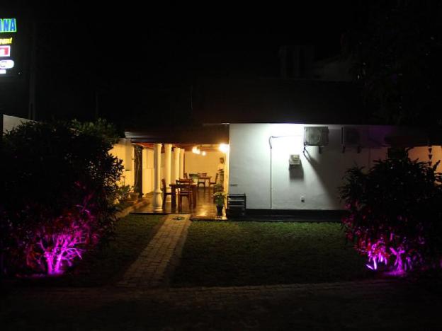 sooriya sewana guest house