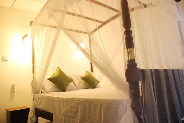 sooriya sewana guest house