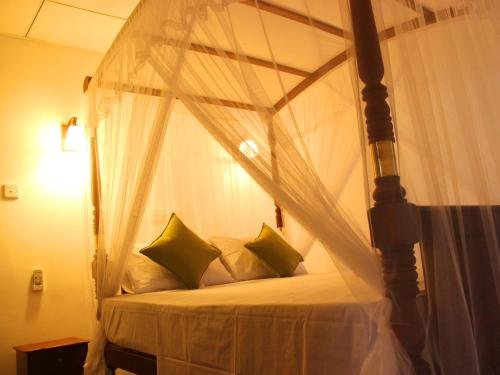 sooriya sewana guest house