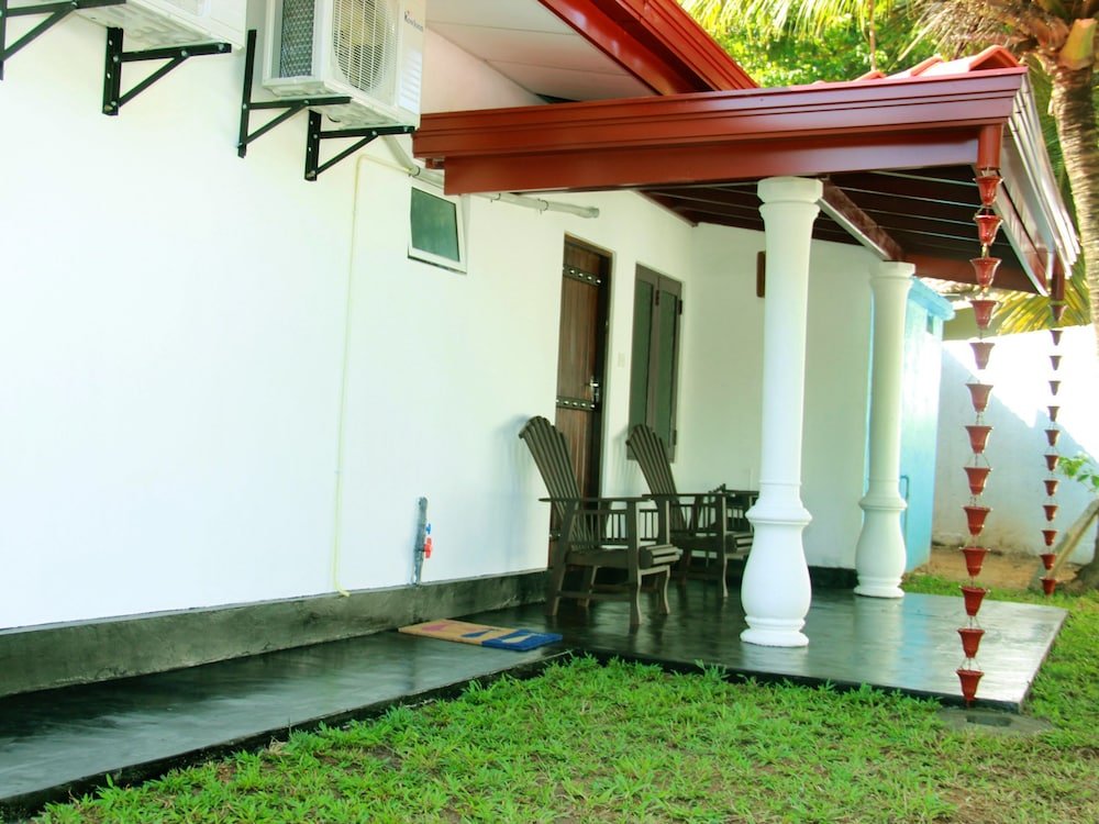 sooriya sewana guest house