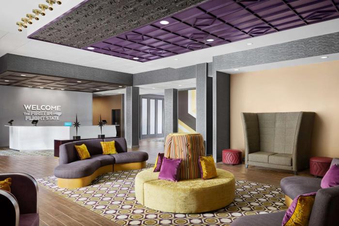 hampton inn and suites charlotte steele creek