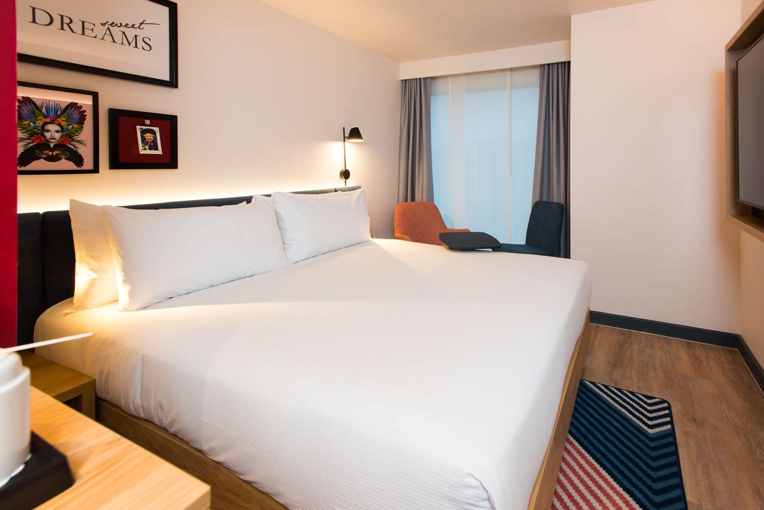 hampton by hilton london park royal