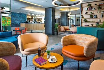 hampton by hilton london park royal