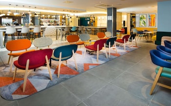 hampton by hilton london park royal
