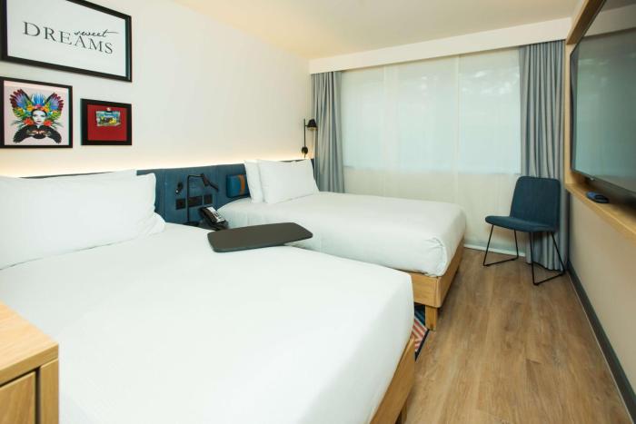 hampton by hilton london park royal