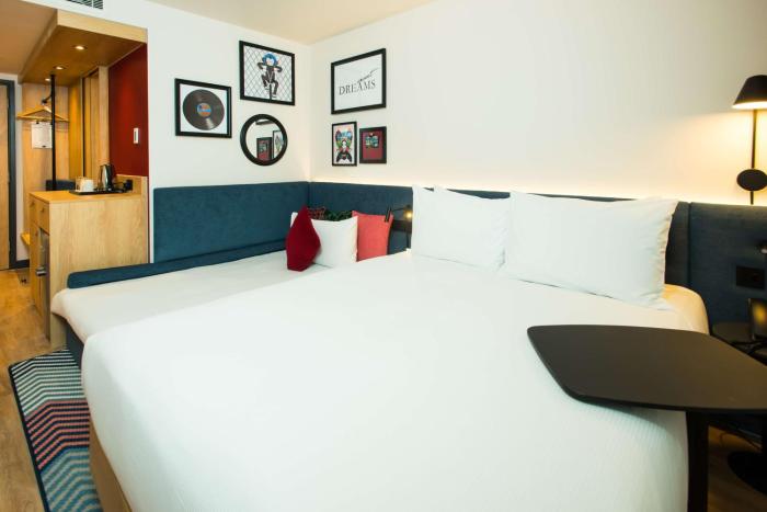 hampton by hilton london park royal