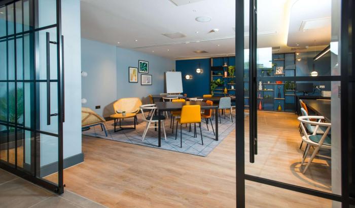 hampton by hilton london park royal