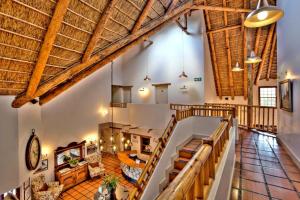 oakhurst hotel