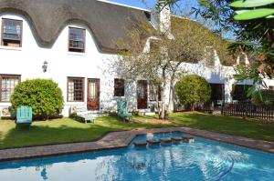 oakhurst hotel