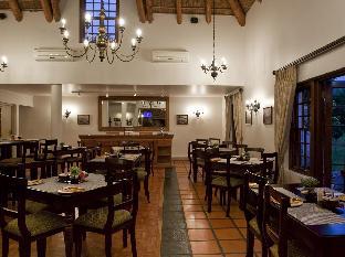 oakhurst hotel
