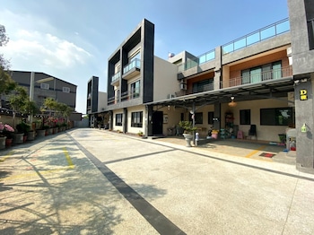 Happy Holiday Homestay,Shuishang>>Chiayi,2.5 star