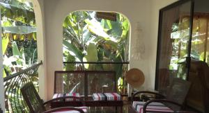 Papaya Guesthouse,Cascade>>Barbarons Beach,3 star