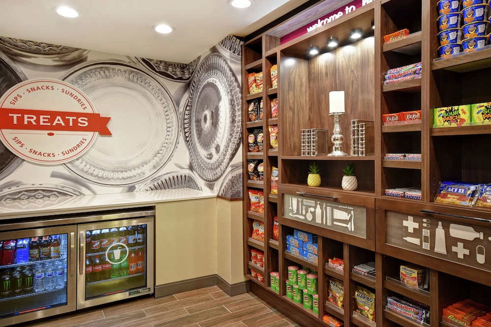 hampton inn atlanta mall of georgia